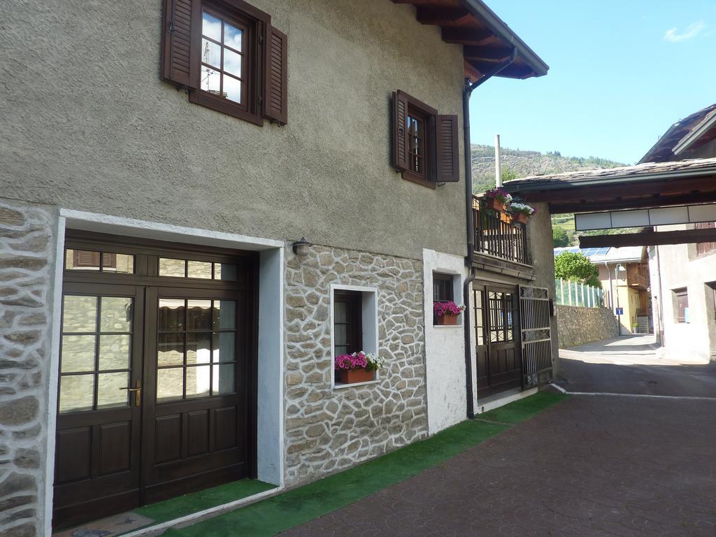 B&B La Vieille Meison De Pappa Sarre Dış mekan fotoğraf