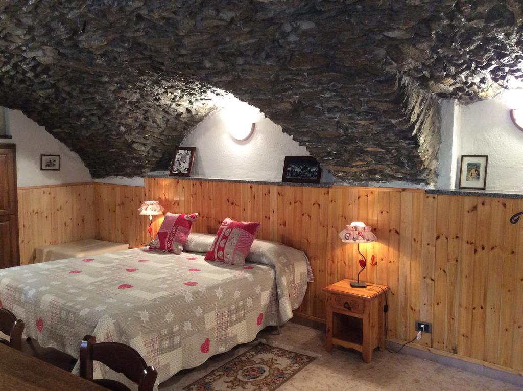 B&B La Vieille Meison De Pappa Sarre Dış mekan fotoğraf