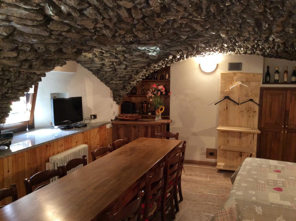 B&B La Vieille Meison De Pappa Sarre Dış mekan fotoğraf